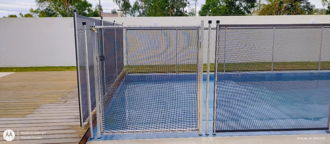 Cerca de Piscina - RS