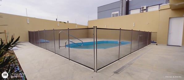Cerca de Piscina - RS