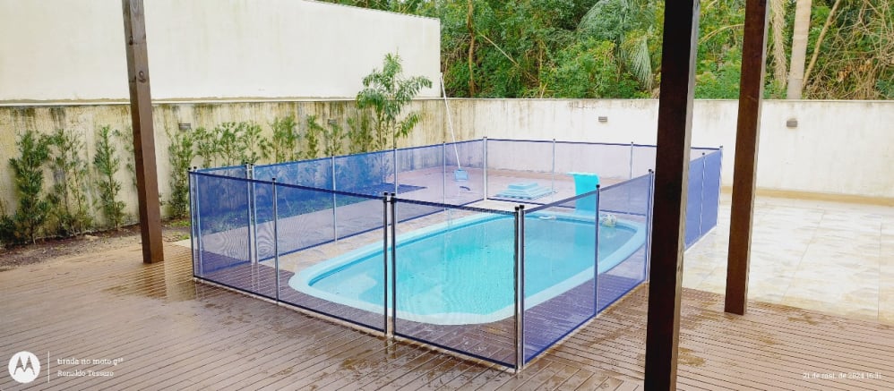 Cerca de Piscina - RS